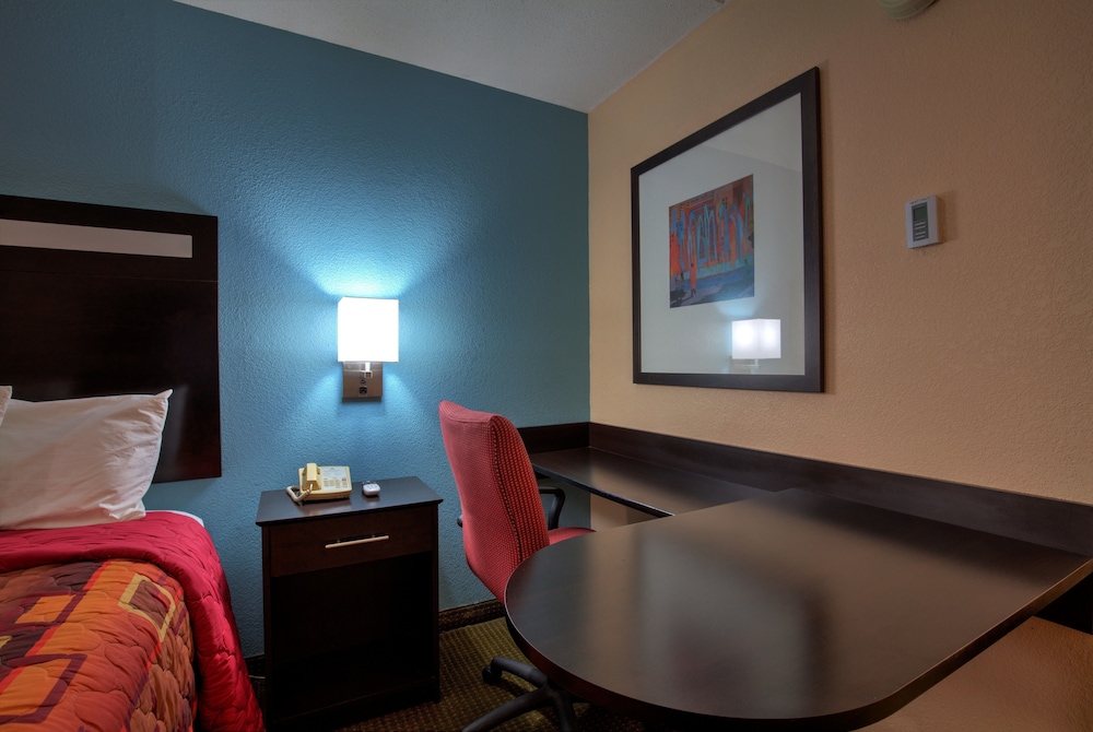Business Room, 1 King Bed photo 3