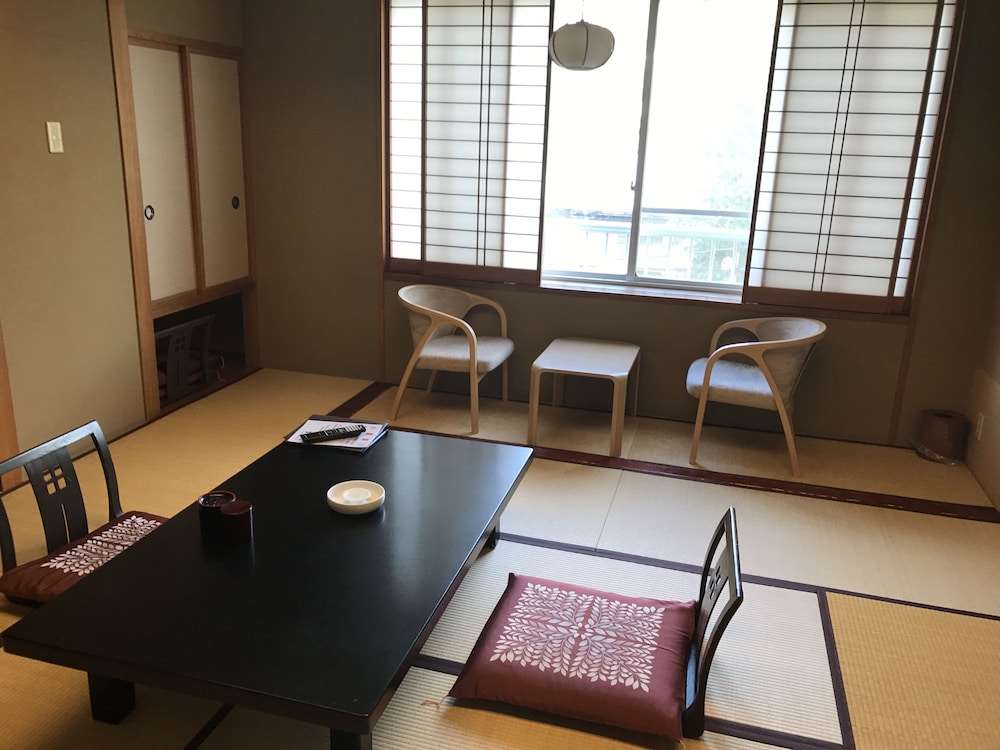 Japanese Style Room with Toilet, No View - Room Only photo 3