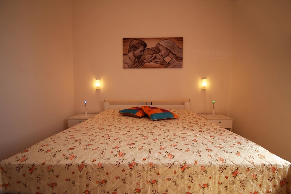 Apartment (2 Bedrooms) photo 3