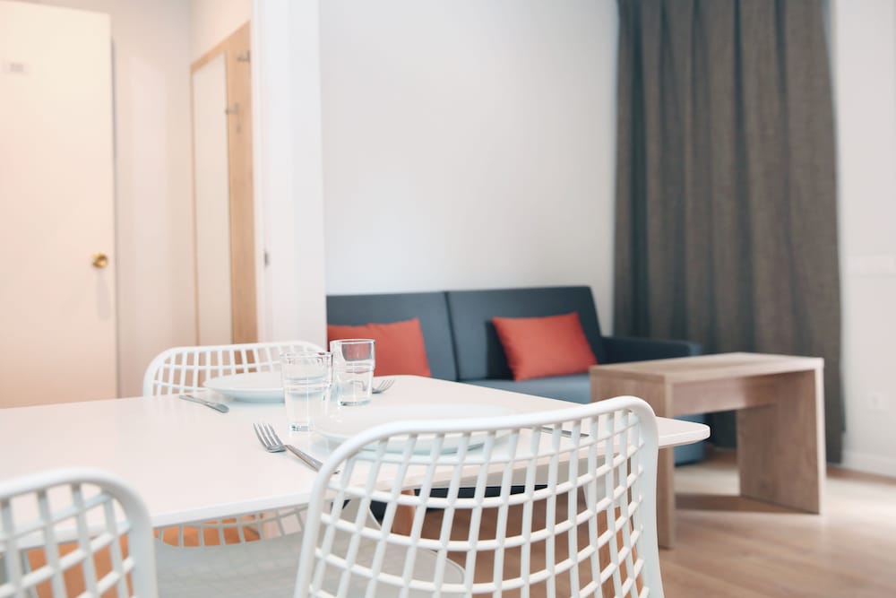 Design Apartment, Multiple Beds, City View (Apartamento 3-5 pax Deluxe) photo 3