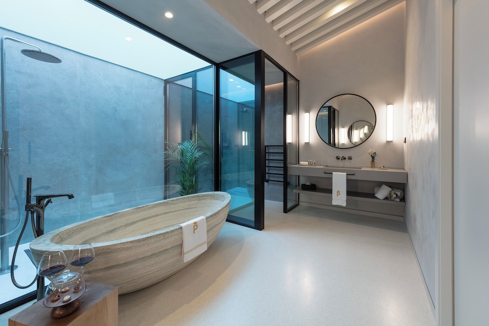 Signature Suite, Terrace photo 2