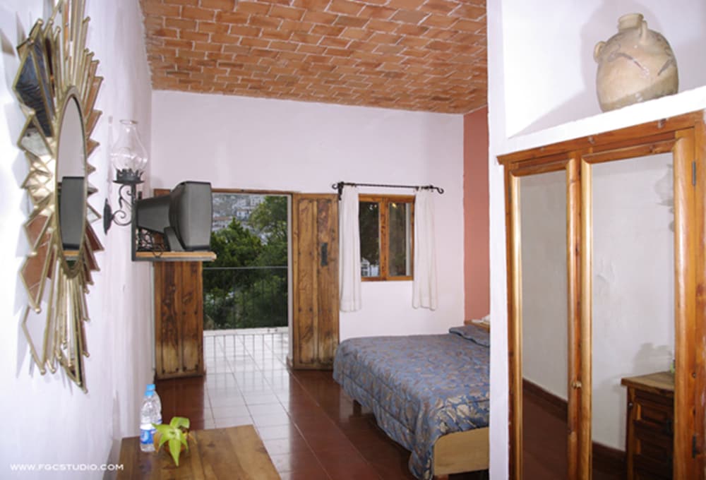 Economy Double Room - Photo 1