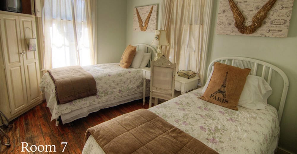 Room, 2 Twin Beds photo 1
