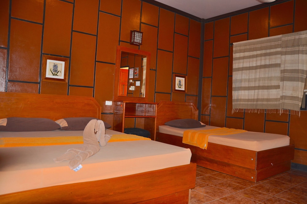 Standard Room A/C photo 2