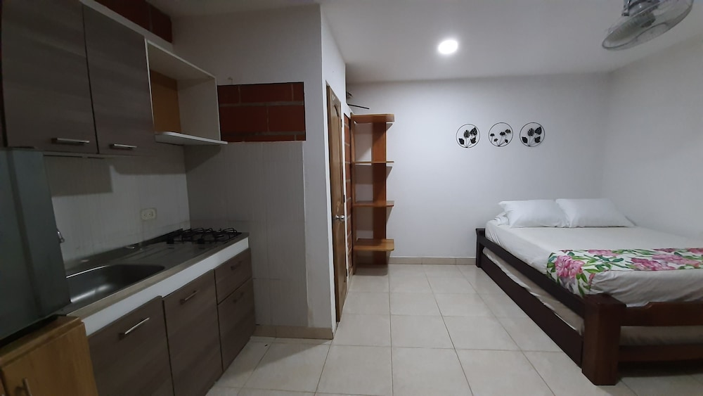 Basic Triple Room, Non Smoking, Garden View