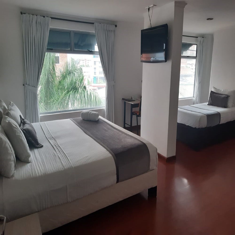 Standard Quadruple Room photo 2