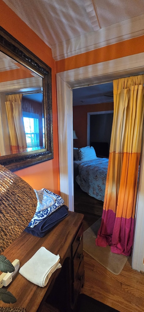 Economy Twin Room photo 1