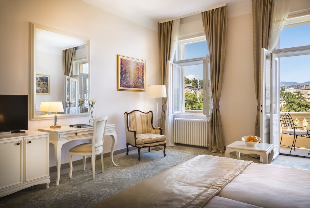 Superior Double Room, Sea View - Photo 3