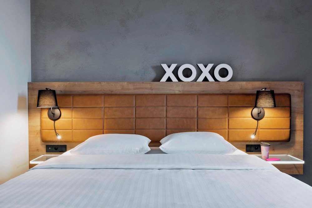 Room, 1 Queen Bed - Photo 3