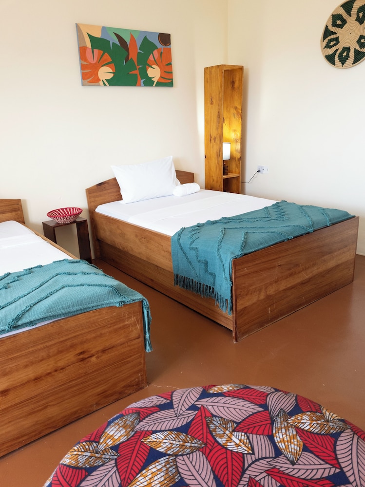 Classic Twin Room, Pool View