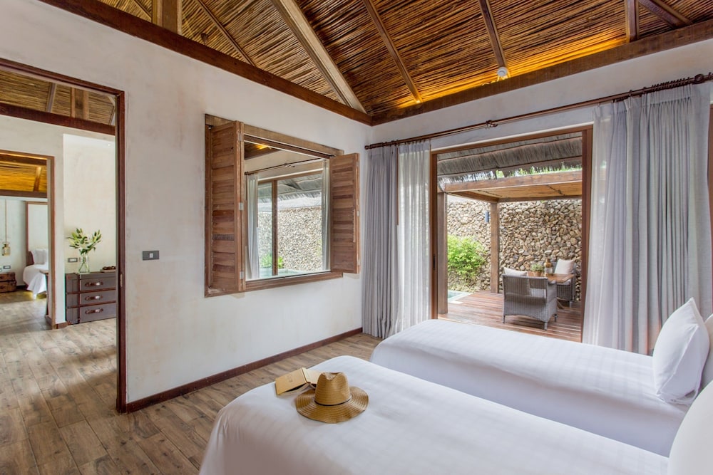 Two Bedroom Pool Villa (24-Hours Use of Room) photo 3