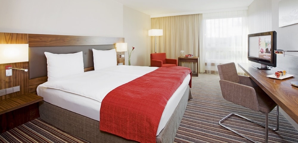 Superior Room, 1 King Bed - Photo 4