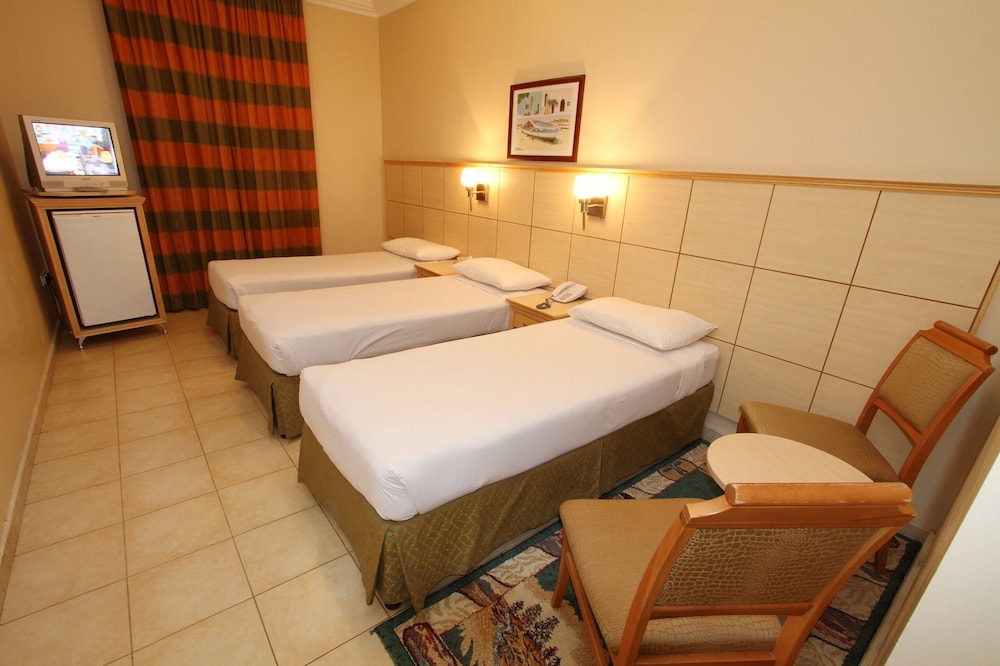 Triple Room photo 2