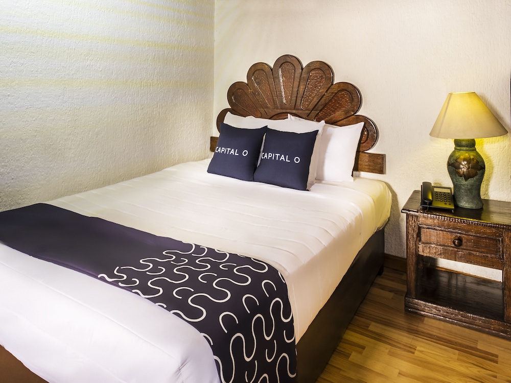 Economy Quadruple Room - Photo 5
