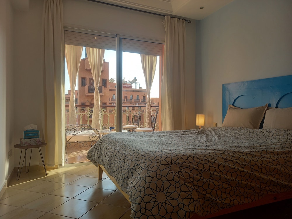 Comfort Penthouse, 1 King Bed photo 2
