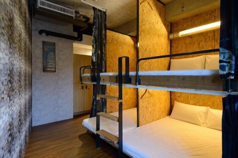 Private Room for 6 People with Bunk Bed photo 1