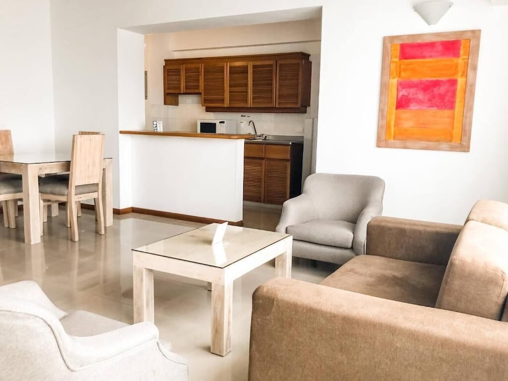 Deluxe Apartment, 1 Queen Bed with Sofa bed, Non Smoking, Kitchen - Photo 1