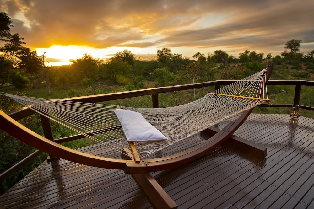 Ndebele King Suite photo 3