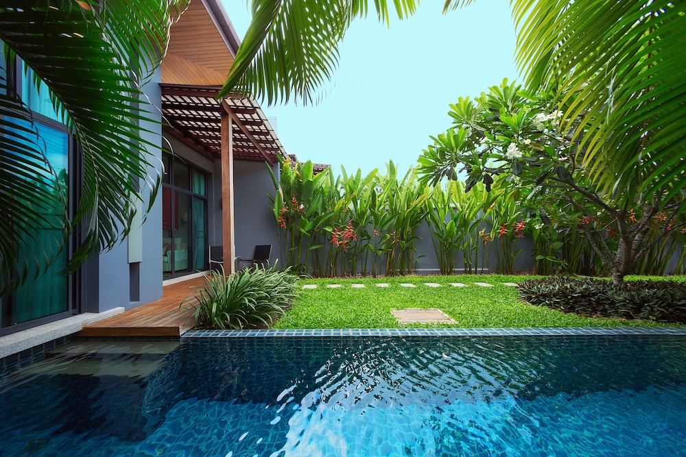 2 Bedroom Private Pool Villa photo 2