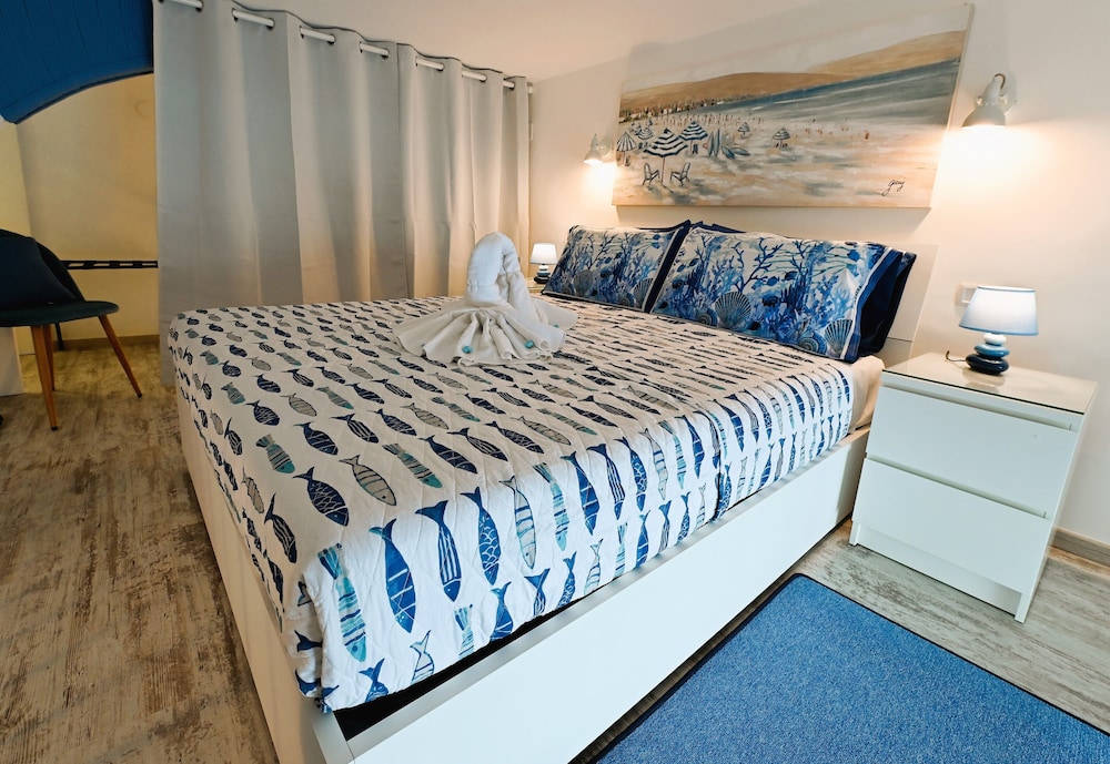 Deluxe Suite photo 3