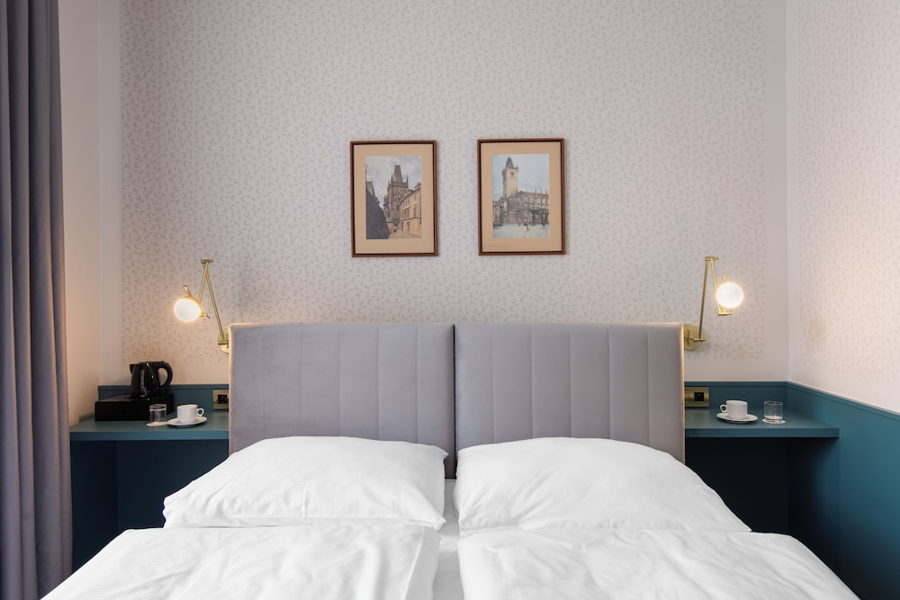 Superior Double or Twin Room - Photo 1