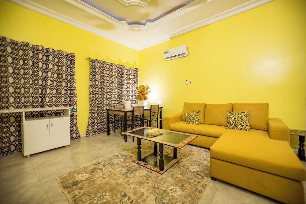 Comfort Room, 4 Bedrooms