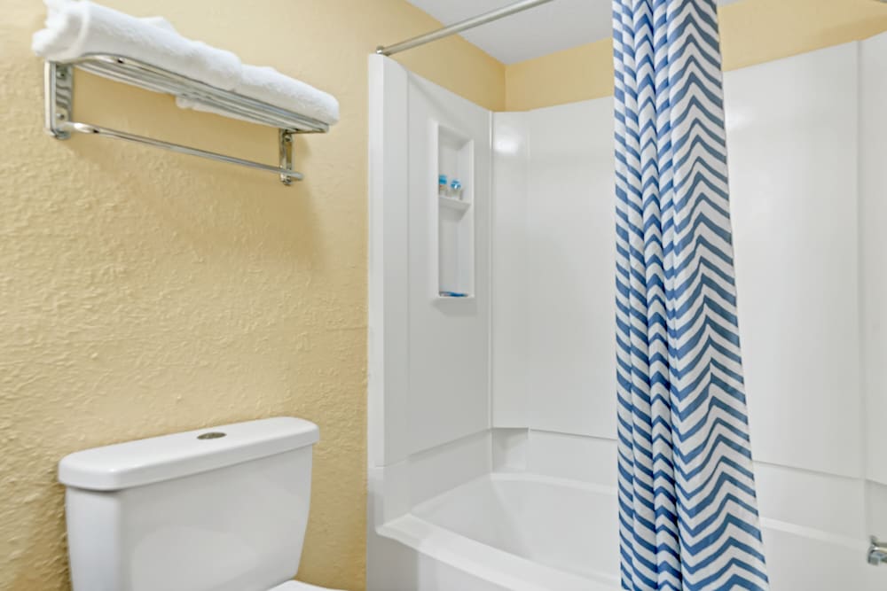Suite, Waterpark View with Kitchenette - Photo 6