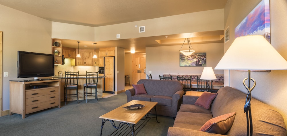 Condo, 1 Bedroom (1 King, 2 Bath) - Photo 4