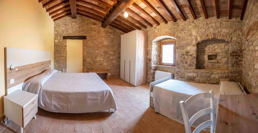 Traditional Apartment (about 900 metres from the main building) photo 2