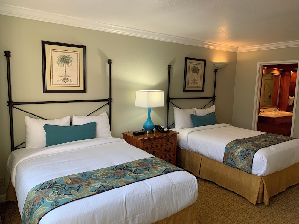 Deluxe room, 2 double bed - Photo 1