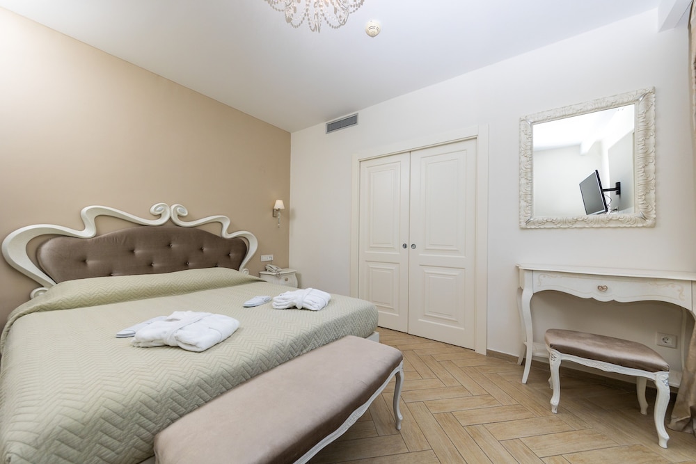 Junior Suite, Annex Villa thumbnail 6