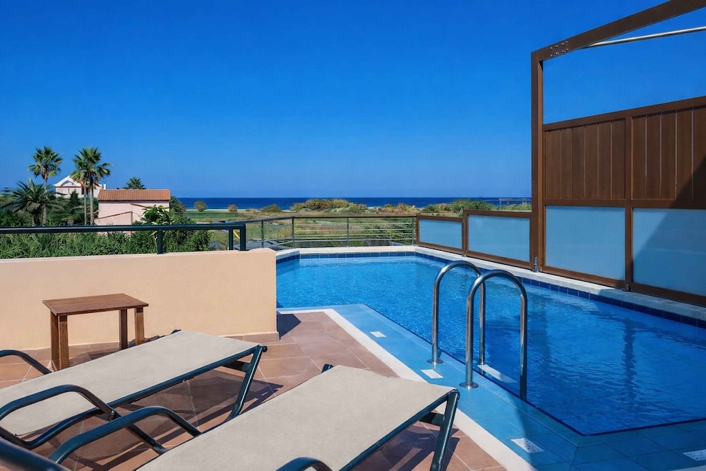Superior Villa, 2 Bedrooms, Air conditioning, Sea View photo 1
