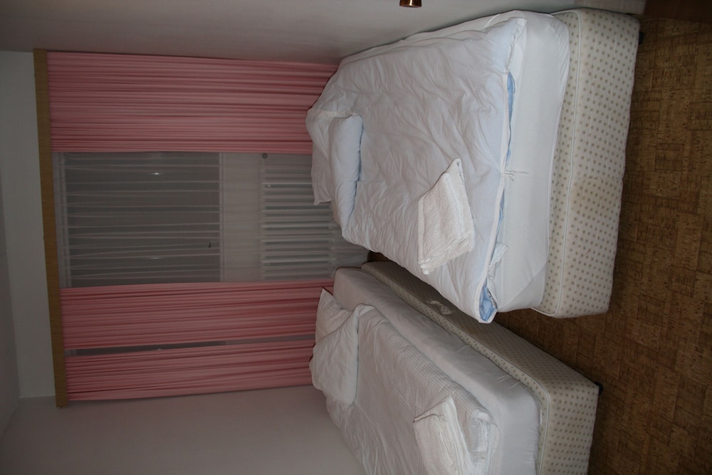 Apartment, 3 Bedrooms, Bay View photo 2