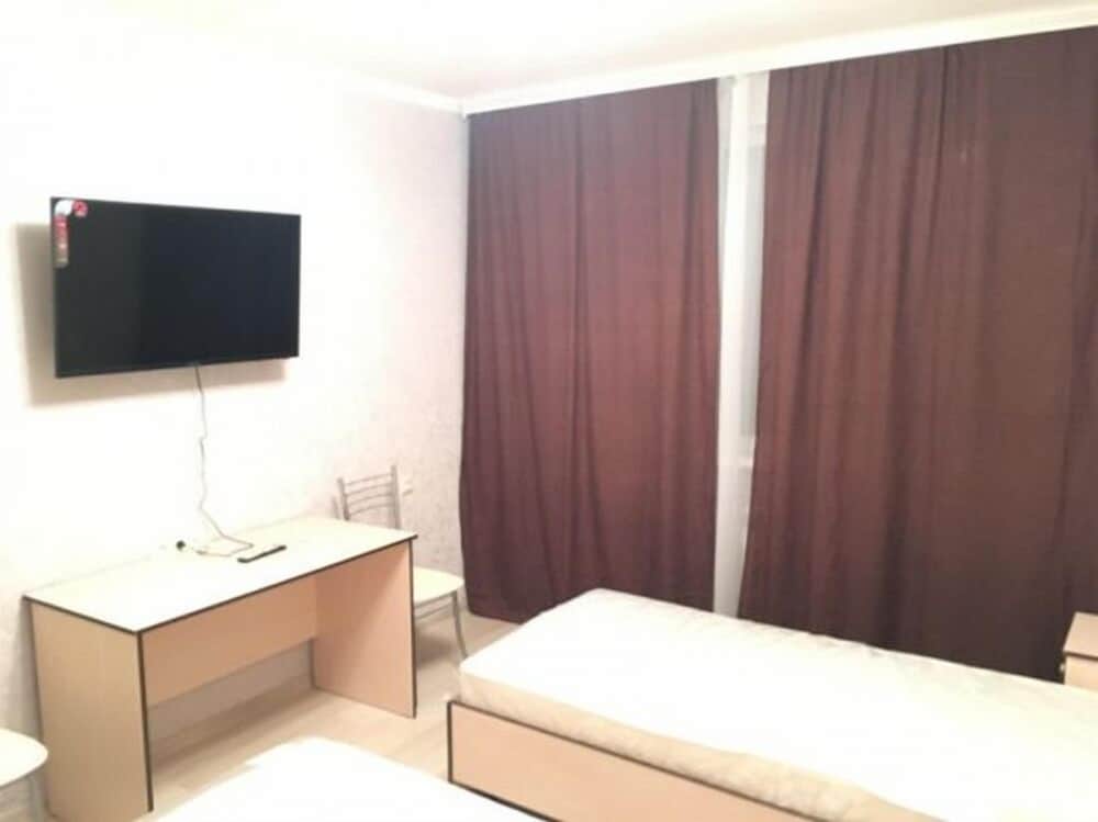 Triple Room, Shared Bathroom photo 3
