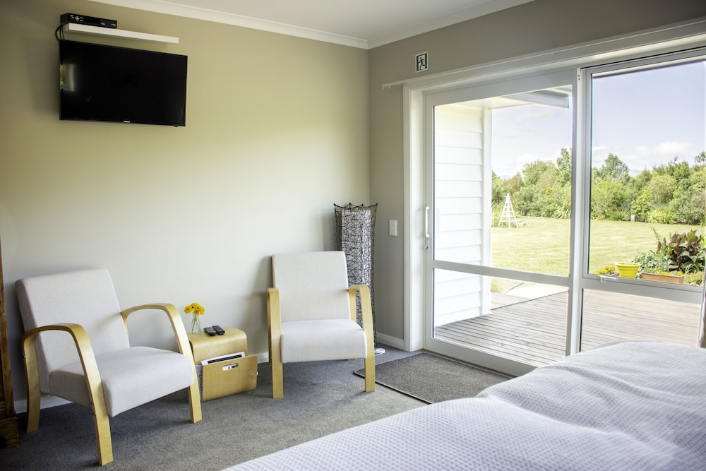 Standard Room, Multiple Beds, Accessible photo 2