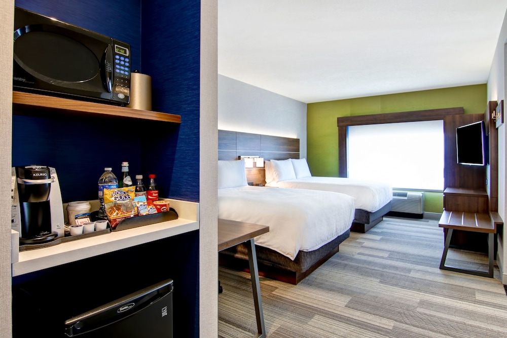 Suite, Multiple Beds (Extra Floor Space) - Photo 5