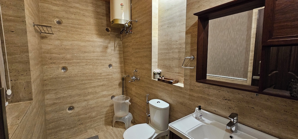 Teak Royal Suite (2BHK) - Photo 12