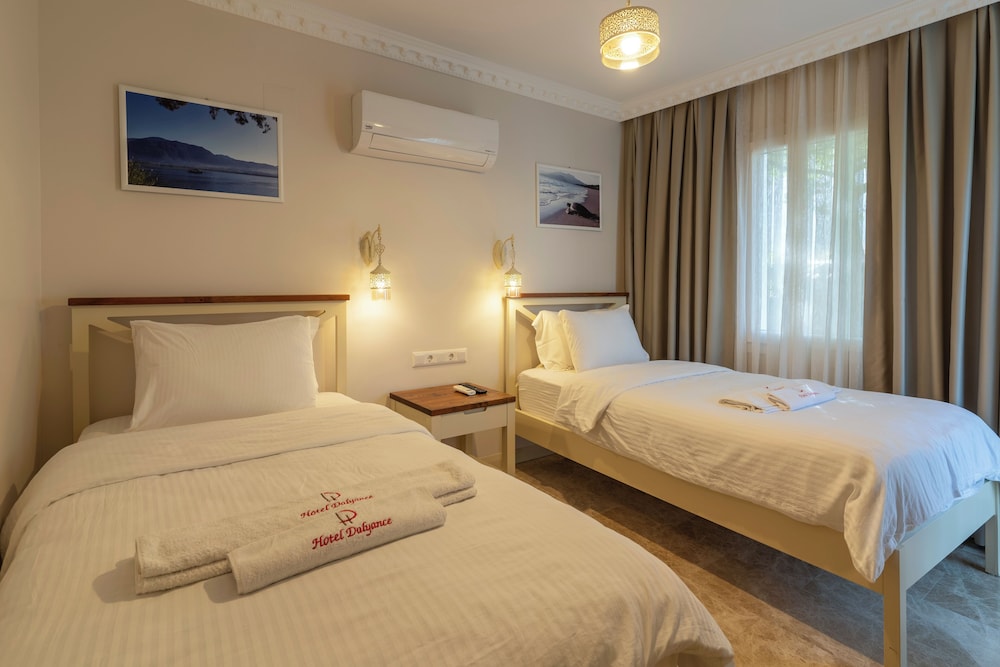 Standard Twin Room, Pool View