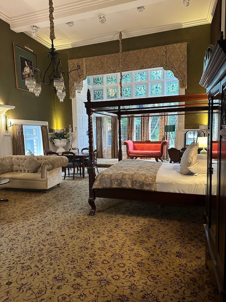 Presidential Suite, Ensuite, Garden View photo 2