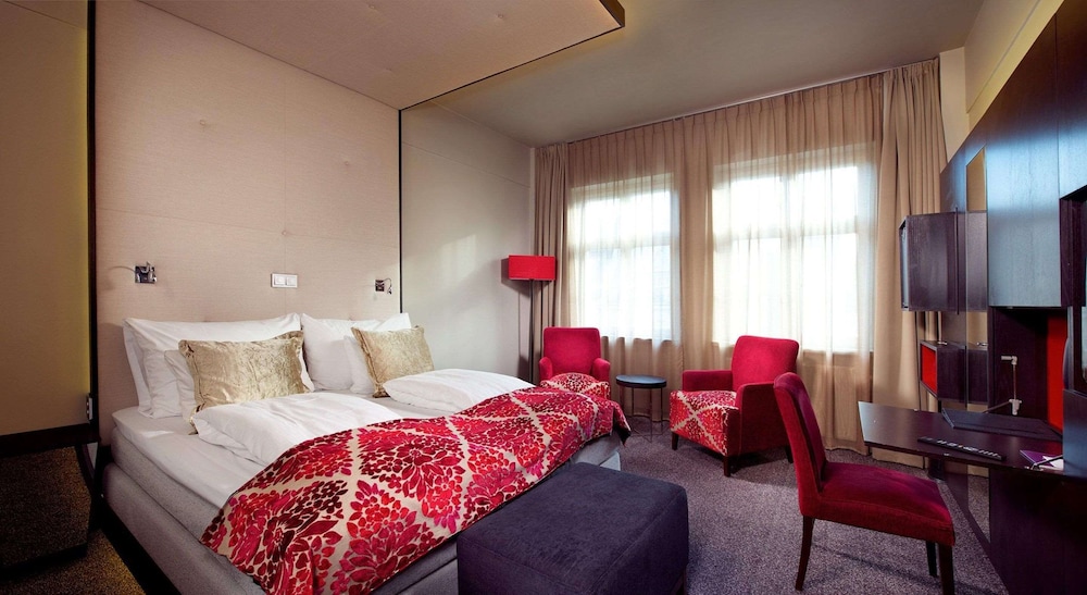 Superior Room, 1 Queen Bed