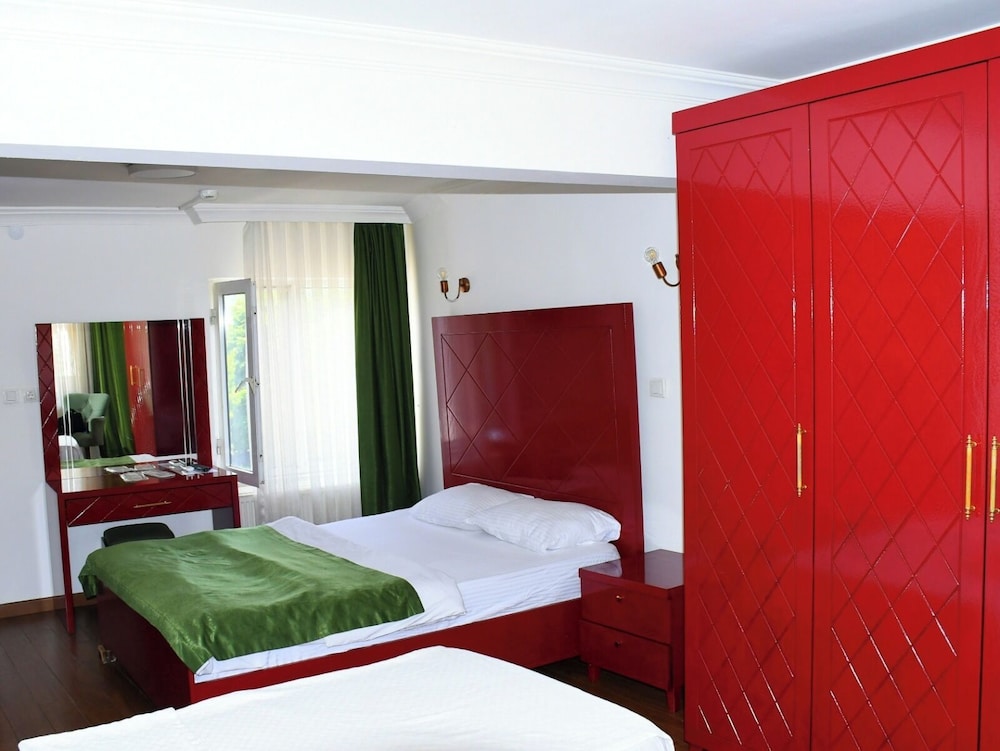Deluxe Suite, Sea View photo 2