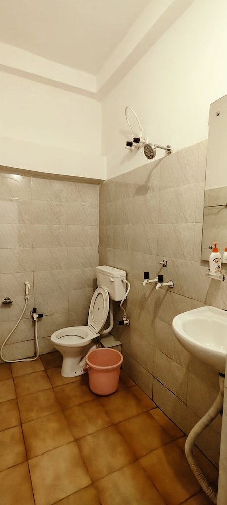 Standard Room photo 2
