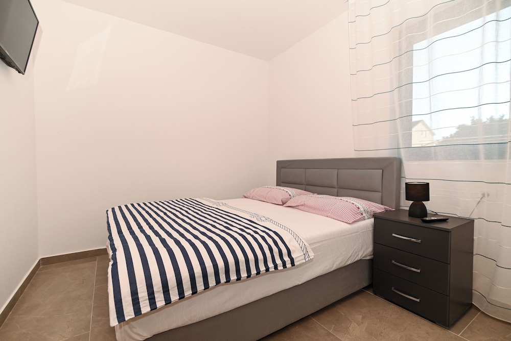 Apartment (A1)