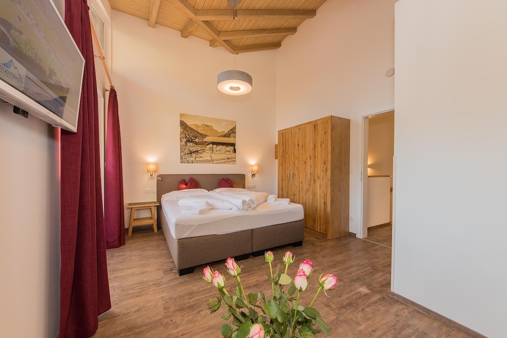 Deluxe Chalet (Edelweiss) photo 1