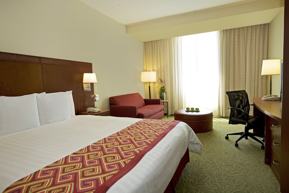 Superior Room, 1 King Bed with Sofa bed - Photo 5