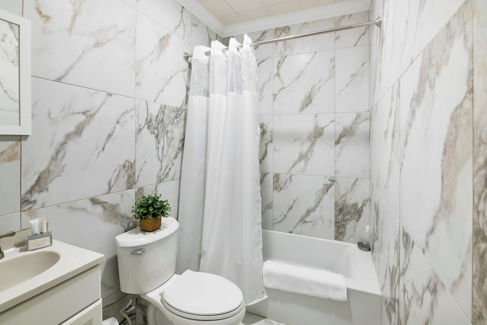 Premium Apartment 1