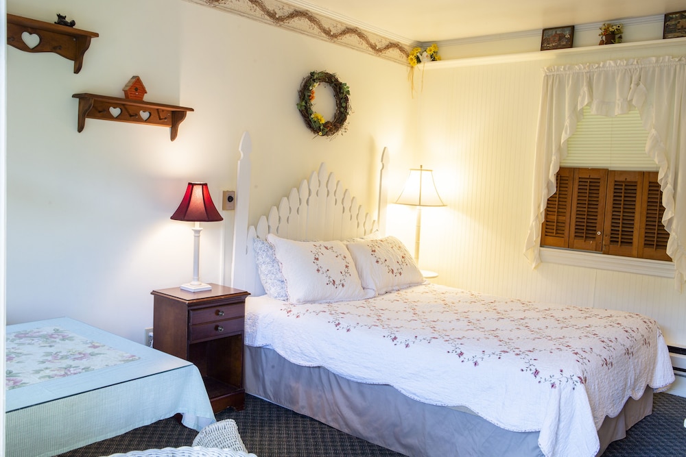 Room6 Standard Single Room, 1 Bedroom, Mountain View photo 1