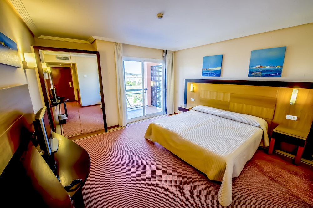 Triple Room, Terrace - Photo 2