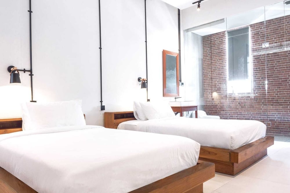 Deluxe Twin Room - Photo 1