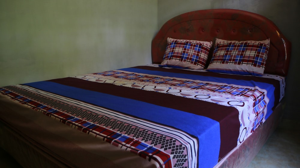 Male Dormitory Room photo 1